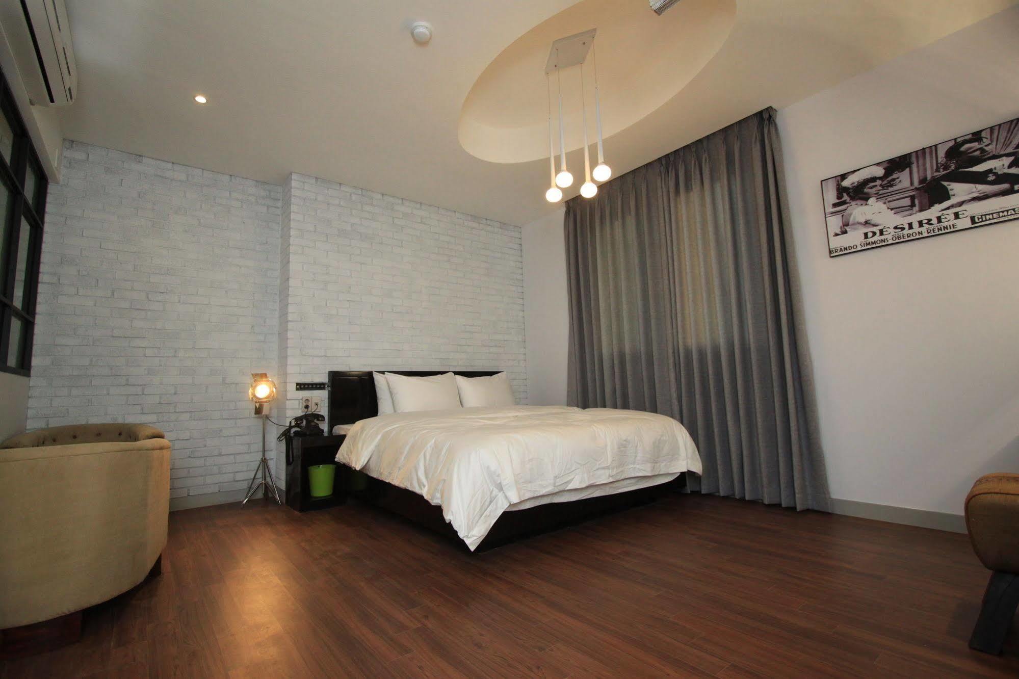צ'אנגוון Hound Hotel מראה חיצוני תמונה